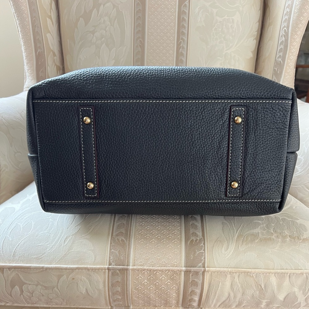 NEW Dooney and Bourke Leather Logo Lock Shoulder Bag+ Large Frame Purse. - Picture 3 of 9